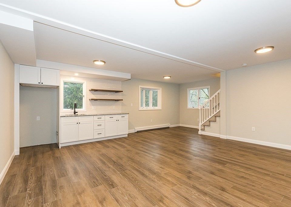 132 Warren Ave, Chelmsford, MA 01824 Zillow