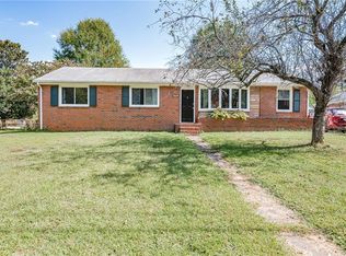 4609 Kawneer Dr, Richmond, VA 23222