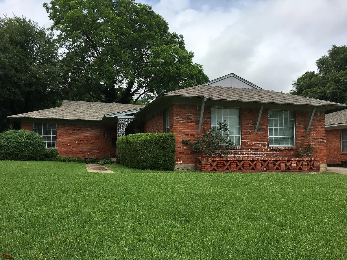 2 bed, 900 sqft, $1,995 — Photo 1