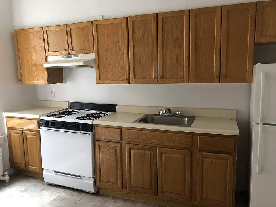 1st image of 8346 118th St APT 4H