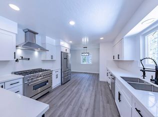 674 Roger Ave, South Lake Tahoe, CA 96150