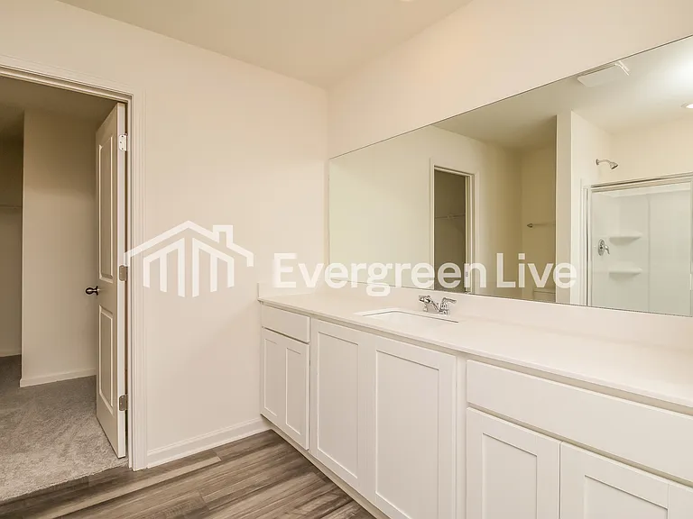 235 Long Dr — Photo 5