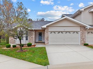 909 Palmer Ct, Lake Saint Louis, MO