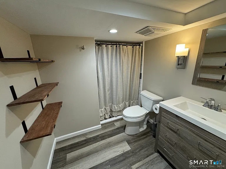 55 White Oak Ln — Photo 4