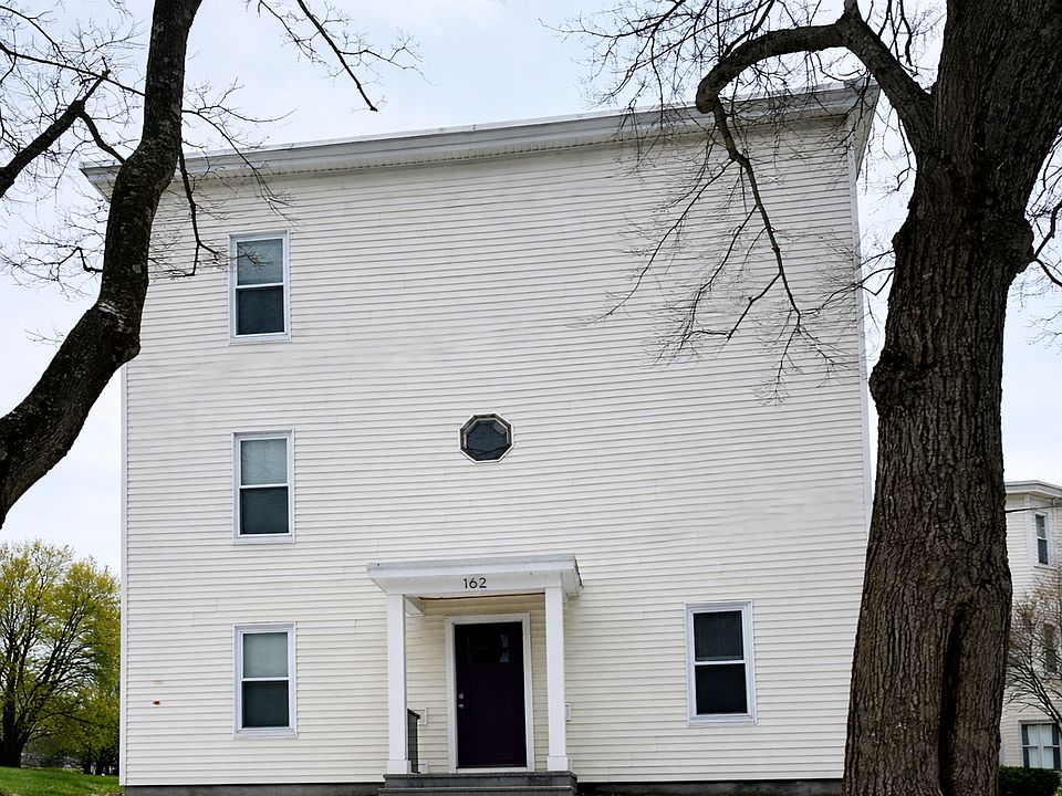 1st image of 162 Riverside St