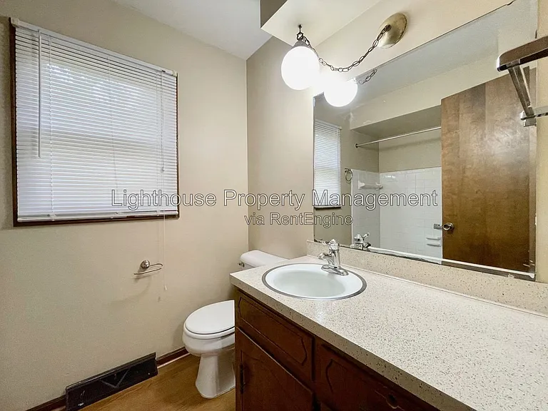 8128 20th Ave — Photo 9
