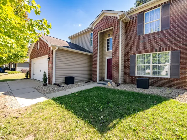 6445 W Cedar Chase Dr, McCordsville, IN 46055
