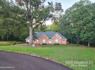 8900 Elizabeth Cv, Olive Branch, MS 38654