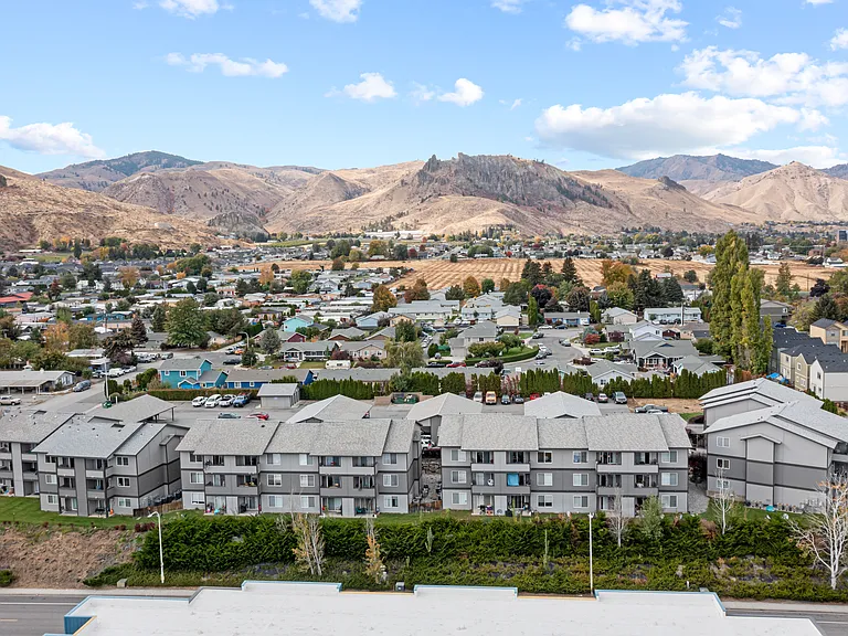 Aspen Heights Apartments — Photo 21