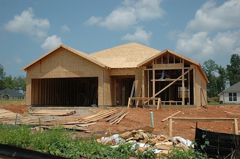 2nd image of 1913 Archer Way