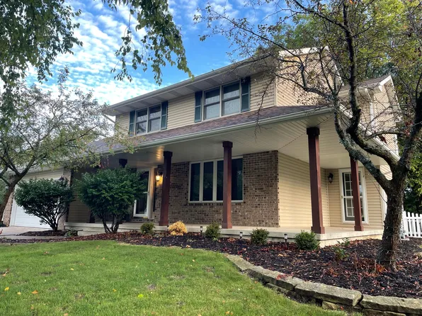 12500 Meadowlark Ln, Cedar Lake, IN 46303