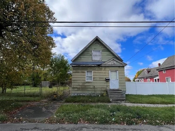 102 Herman St, Buffalo, NY 14212