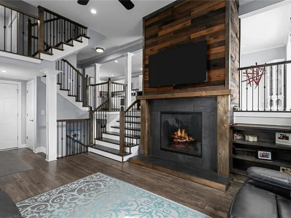 7219 NW 85th St, Kansas City, MO 64153