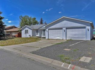 18007 E Springfield Ave, Greenacres, WA 99016
