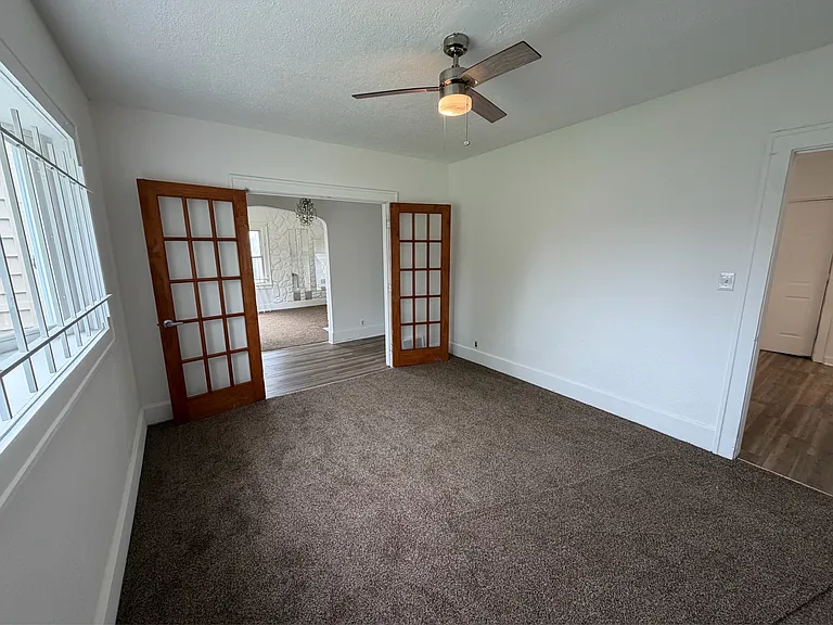 3724 Hillman St — Photo 10