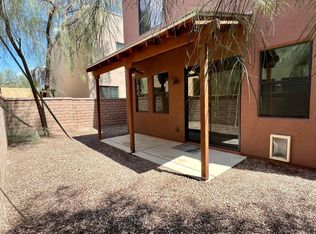 391 E Calderwood Rd, Tucson, AZ 85704