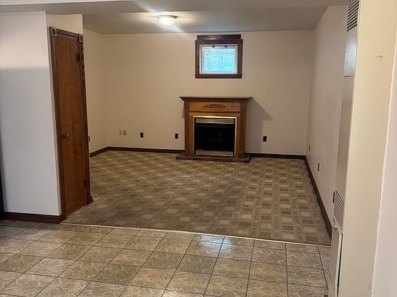 4th image of 363 Perry Hwy #1