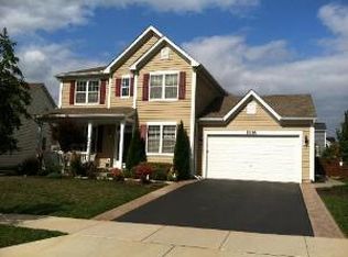 3168 Heritage Pkwy, Elgin, IL 60124