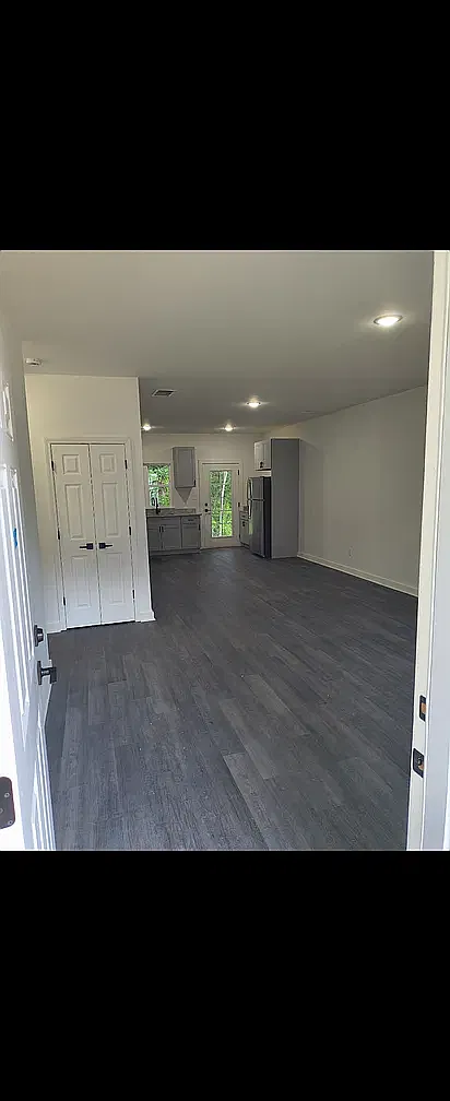 1510 Brownwood Ave — Photo 3