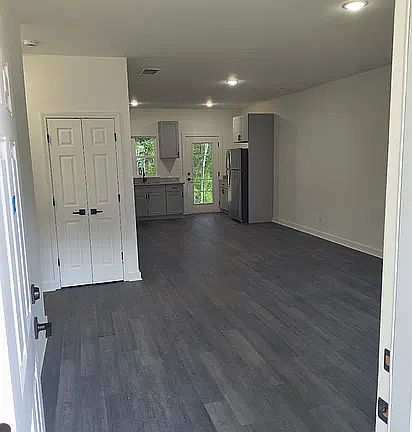 3rd image of 1510 Brownwood Ave #A