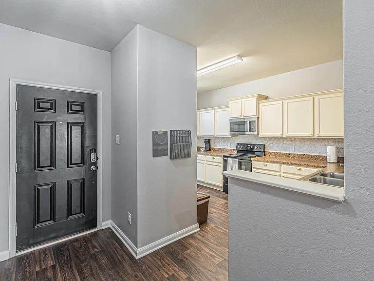 1313 Briercrest Dr — Photo 37