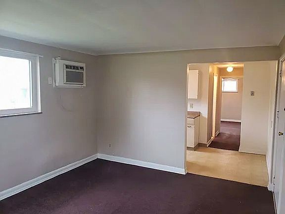 4th image of 7598 Boleyn Dr APT 4