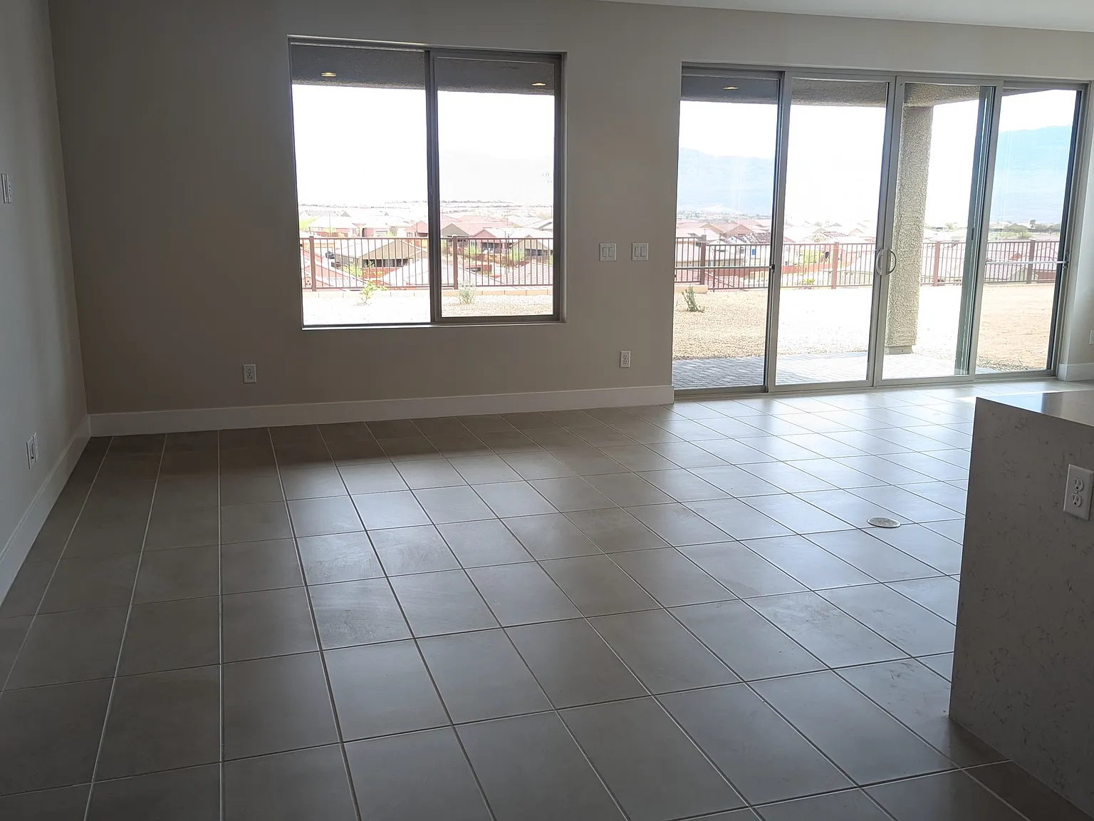 2 bed, 1865 sqft, $2,240 — Photo 2