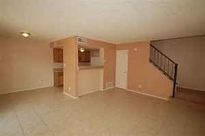4th image of 4649 E Wood St