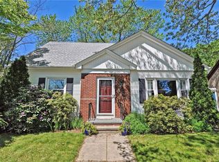 25 Lookoff Rd, Cranston, RI 02905