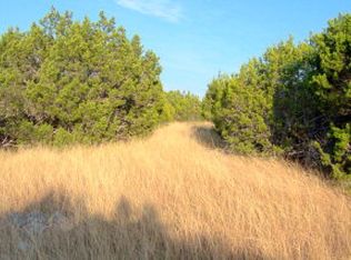 336 Rancho Real Rd, Leakey, TX 78873