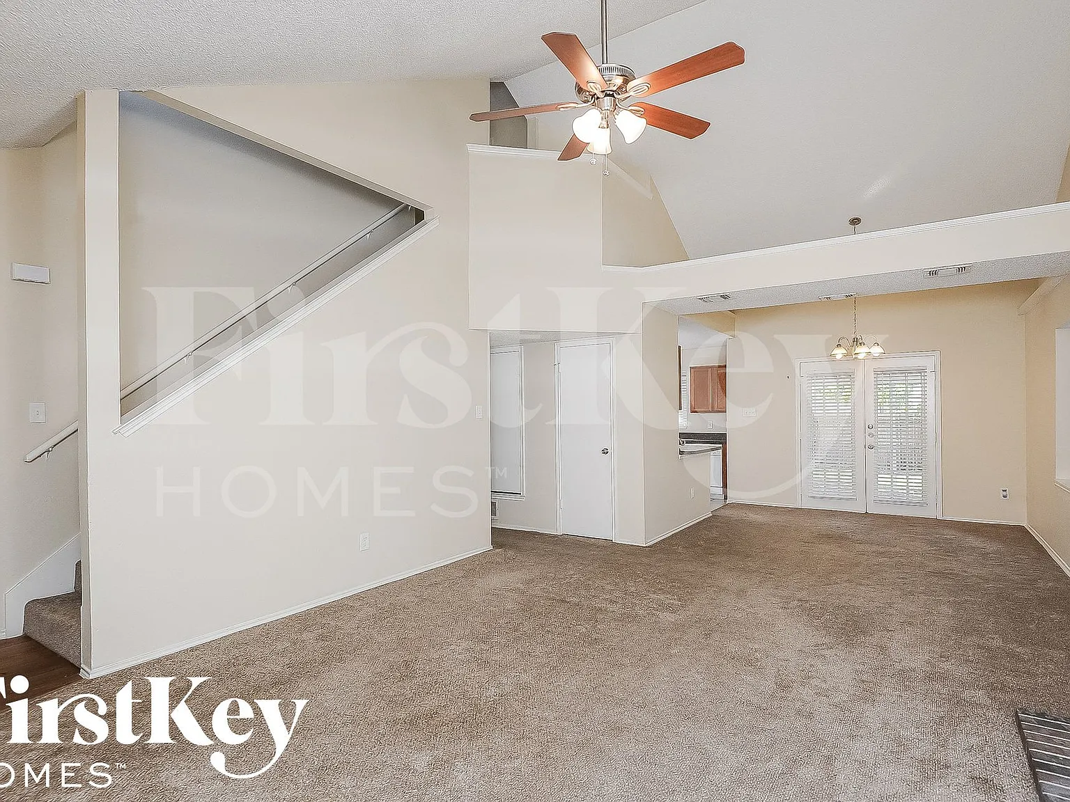 3 bed, 2.0 bath, 1524 sqft, $2,325 — Photo 3