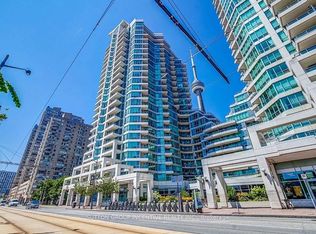 230 Queens Quay W #2217, Toronto, ON M5J 2Y7