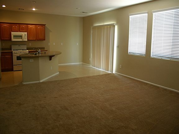 4th image of 4480 Prospect Hill Ct