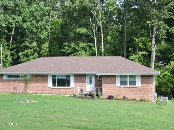 30 Twilight Dr, Crossville, TN 38572