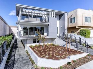 825 15th St, Hermosa Beach, CA 90254