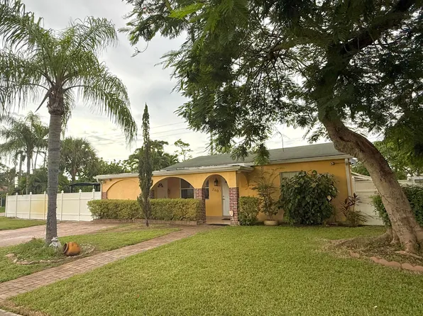260 Jackson Avenue, Greenacres, FL 33463