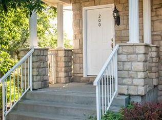 11741 S Roundtree 200 St, Olathe, KS 66061