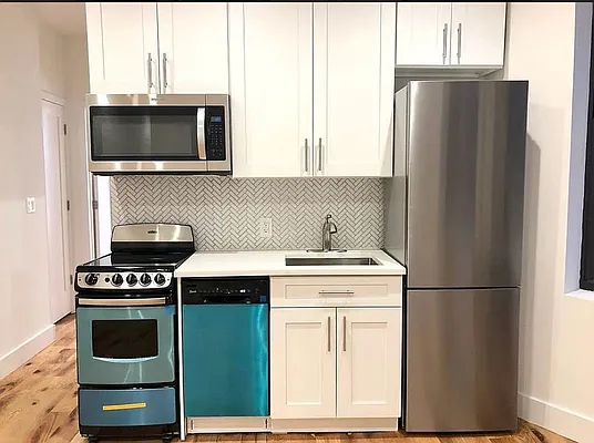 Rented by REAL New York | media 2