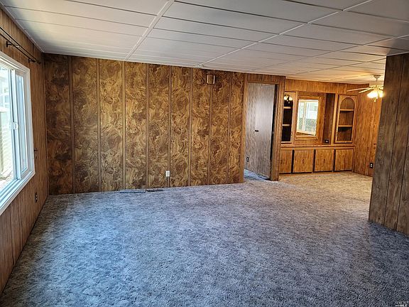 4th image of 354 Ricardo Avenue