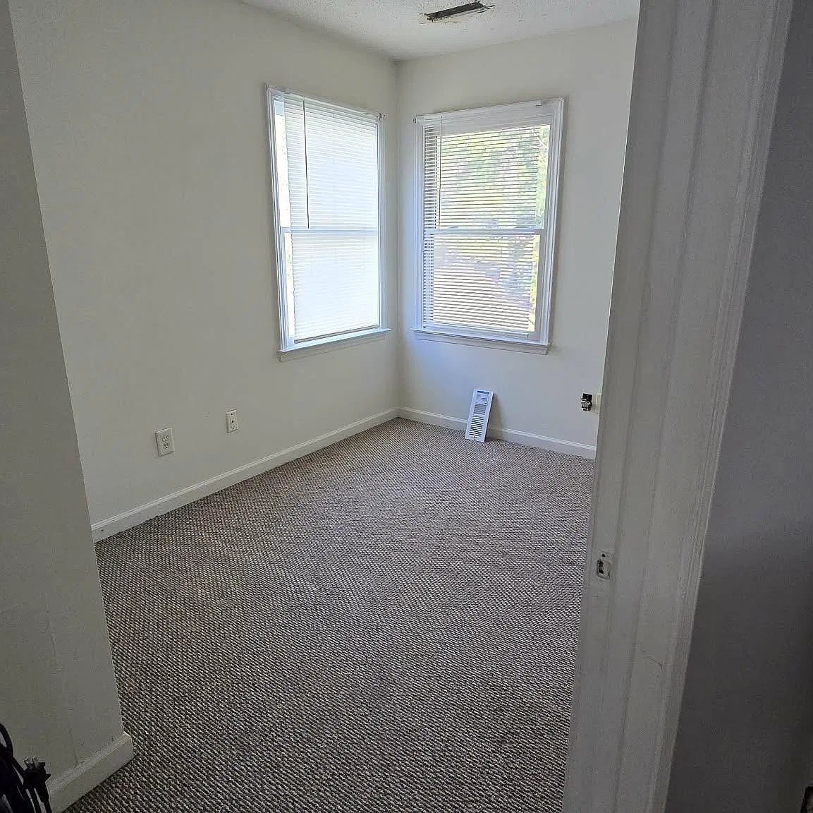 4 bed, 2.5 bath, 1583 sqft, $2,020 — Photo 4