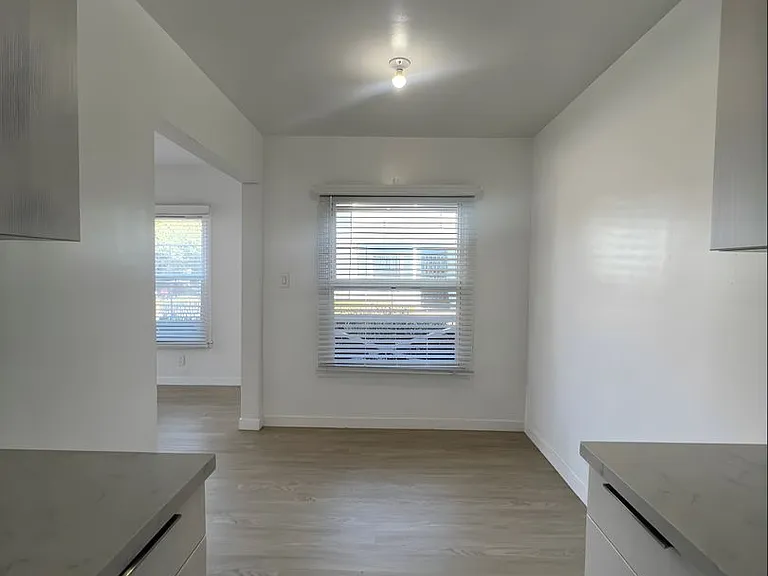 5760 Morley St — Photo 12