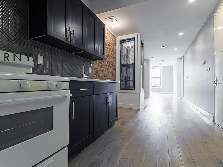 209 Malcolm X Blvd #1L — Photo 11
