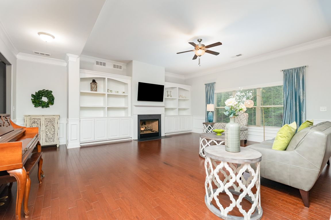 next background image