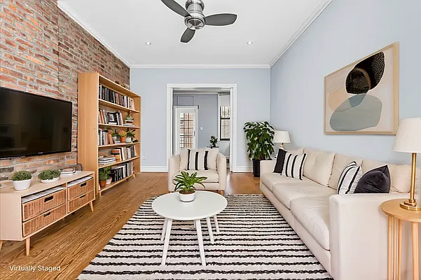 Rented by REAL New York | media 19