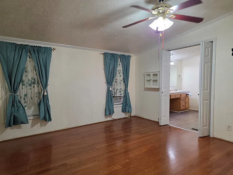 1723 Scott Rd — Photo 12