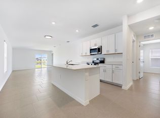 4023 San Felice Ln, North Fort Myers, FL 33917