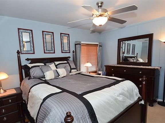 4th image of 1141 Whitehall Dr
