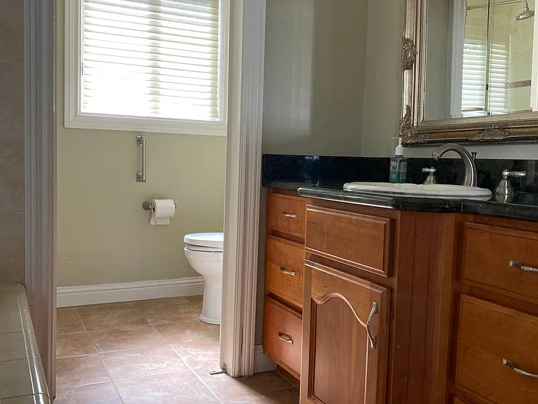 807 Bayview Way — Photo 17
