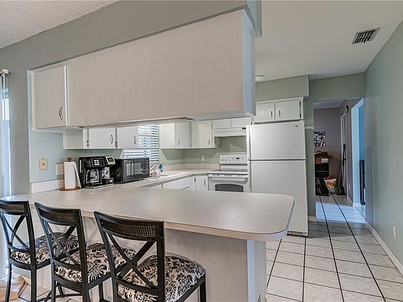 3rd image of 10324 Jane Eyre Dr