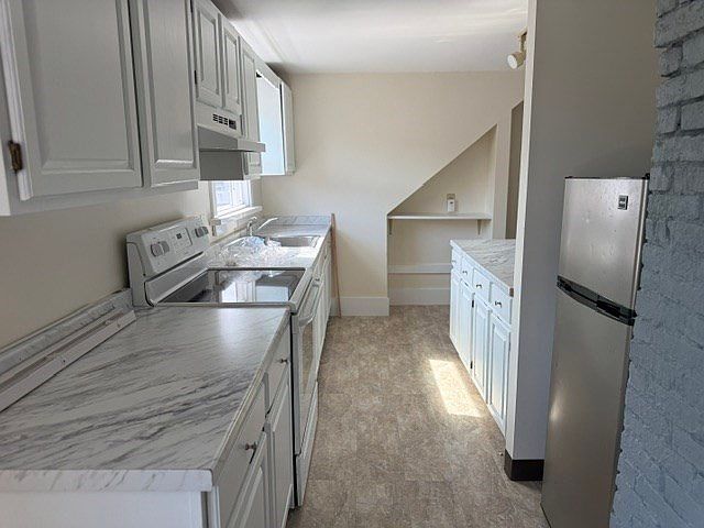 1st image of 231 Washington St #2